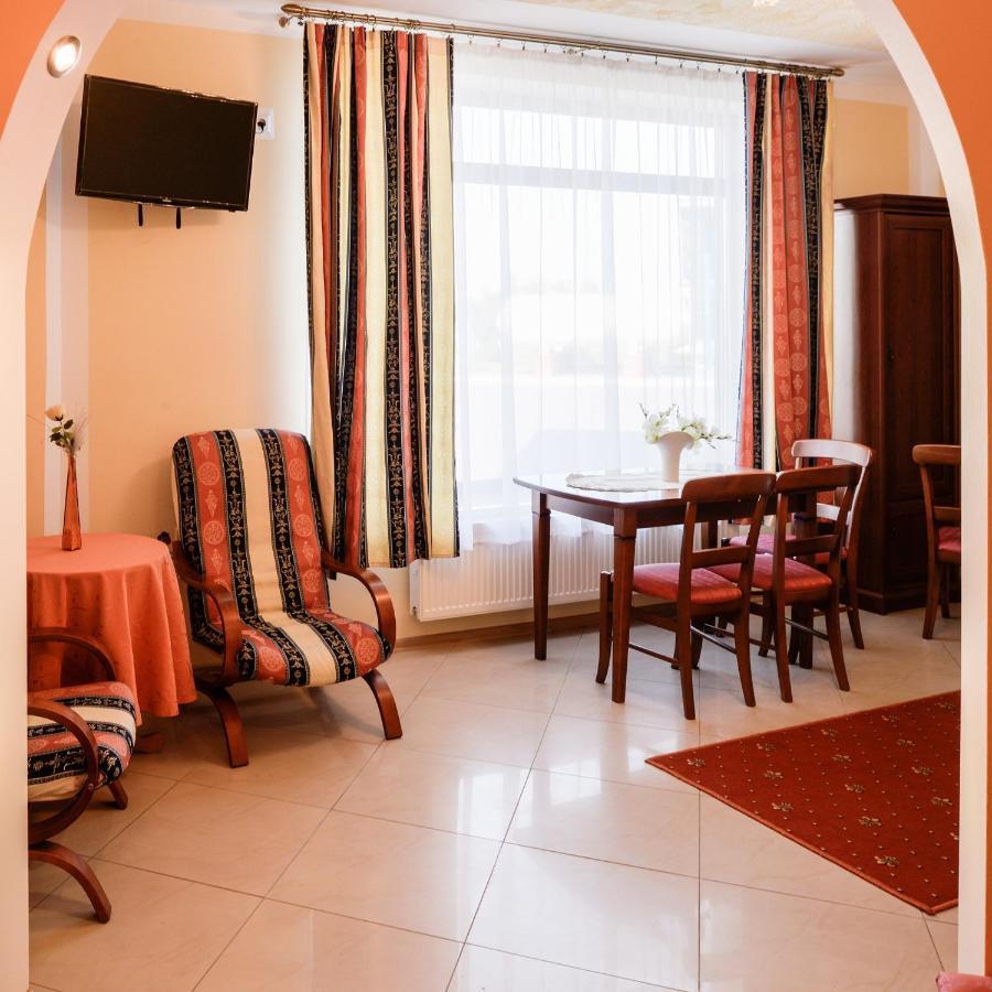 Motel Lesta Lachowka Duza Luaran gambar